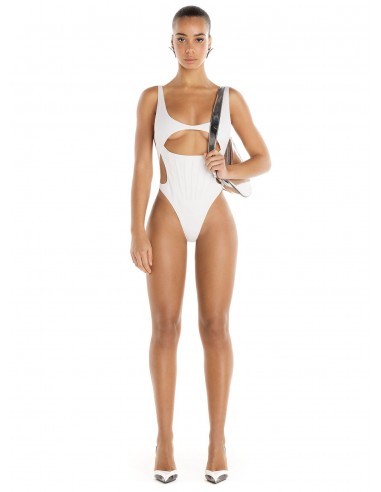 white corseted one-piece À commander